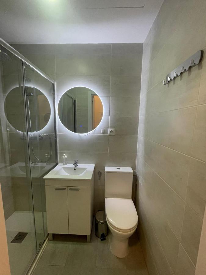 Apartamentos Jap Villaamil Madrid Eksteriør bilde
